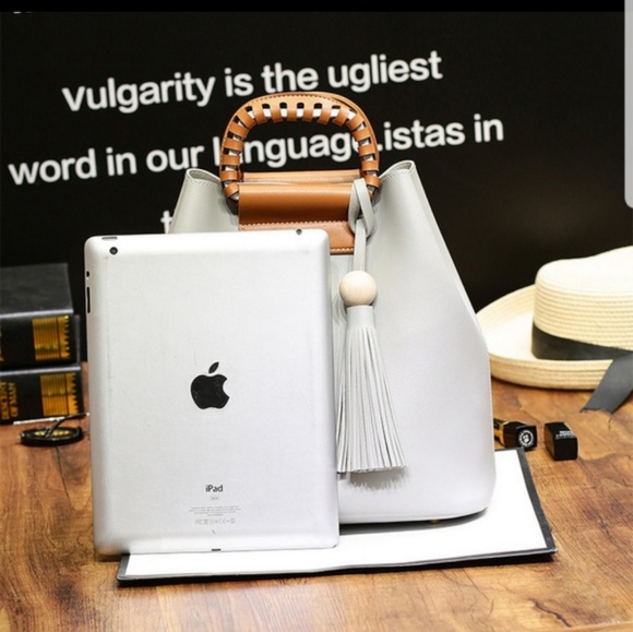 Blue or Green Tasseled Bag - Picture 2 of 7